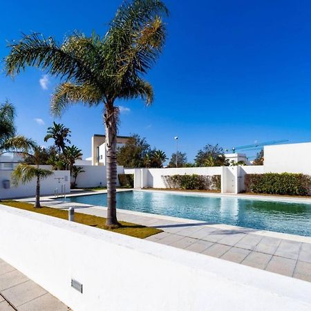 Apartamentos Alazul Lofts Conil De La Frontera Exterior photo